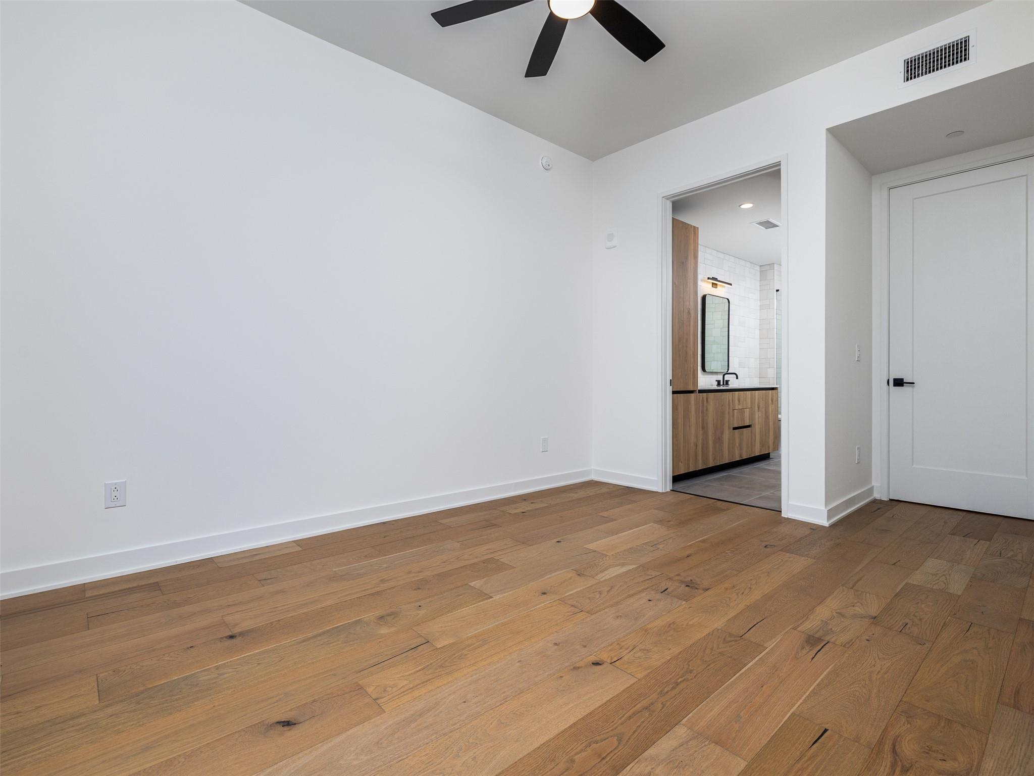 84 East Ave #1609 photo 12