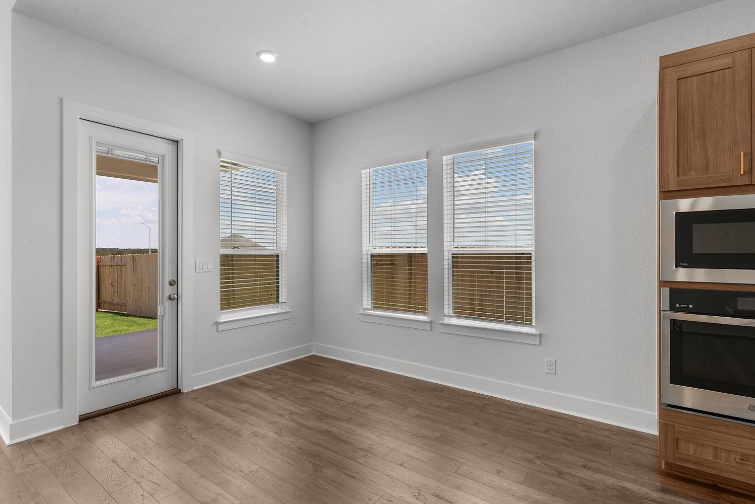 117 Lady Fern Dr photo 8