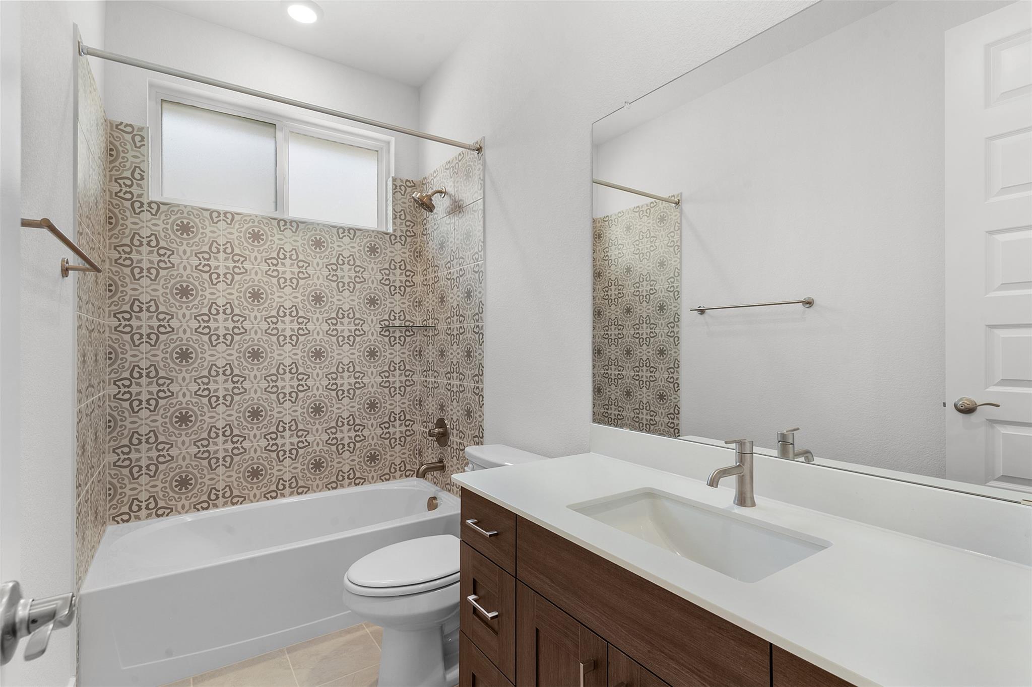 101 Lady Fern Dr photo 5