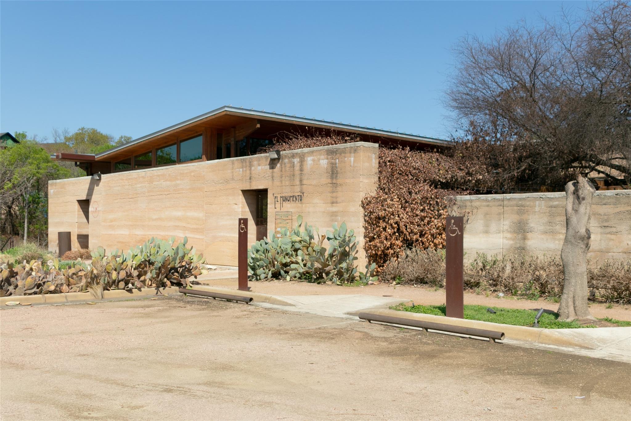 105 Dorothy Mae Cir photo 7