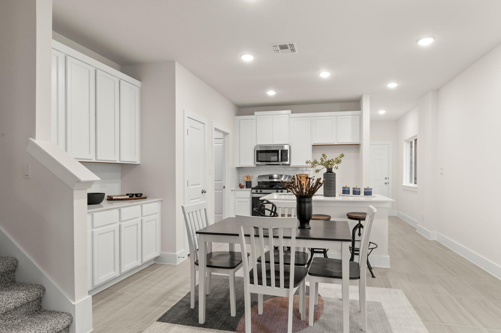 803 White Steppe Way photo 4