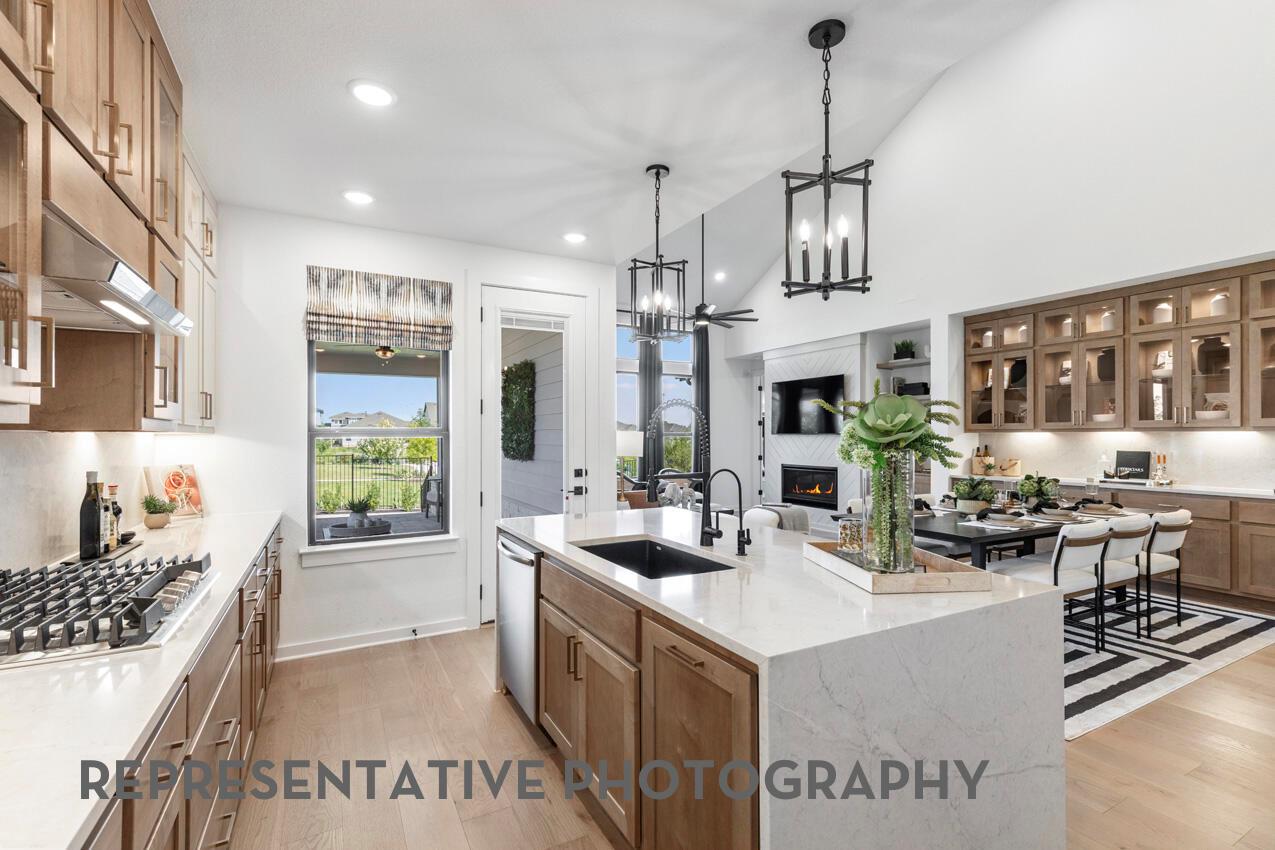 108 Top View Dr photo 6