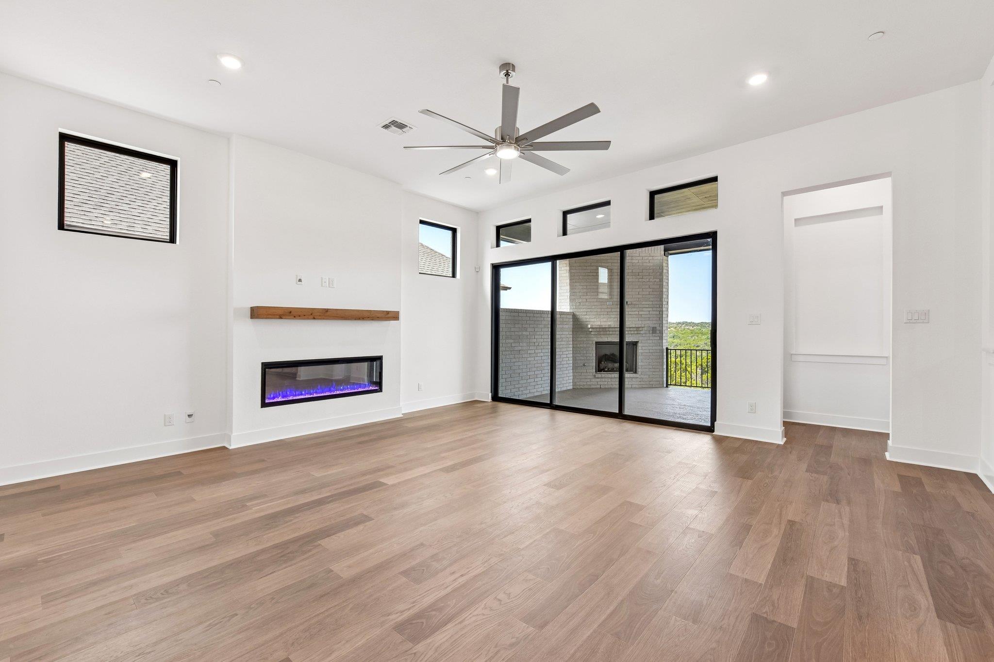 18808 Hopper Ln photo 6