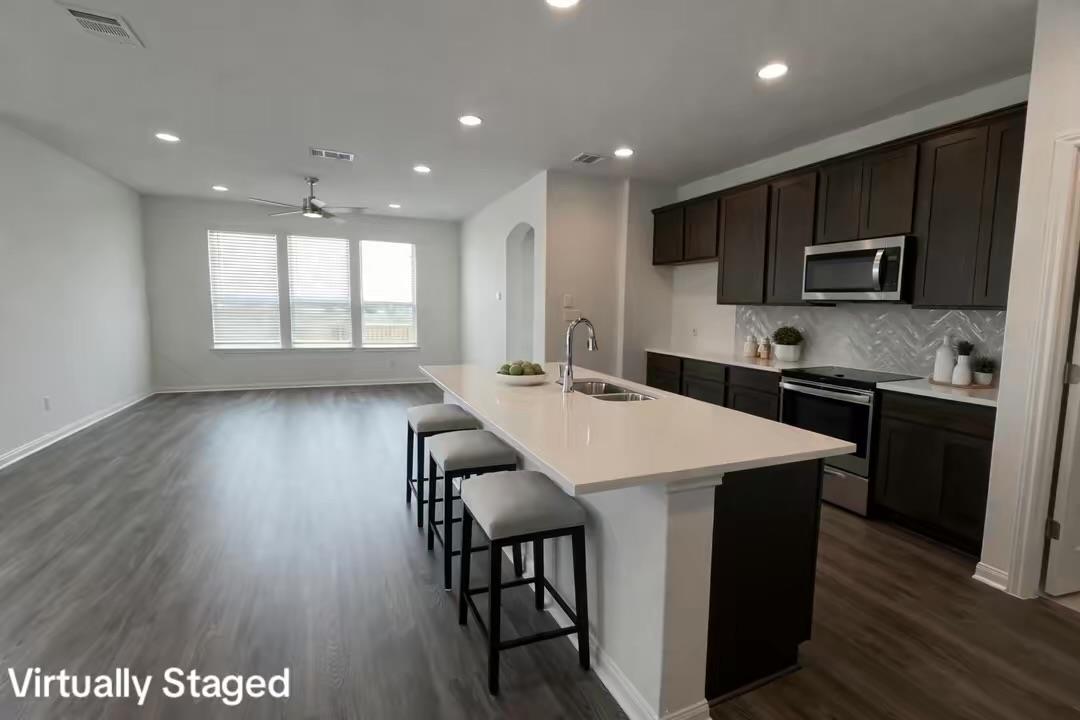 5305 Ovile St photo 4