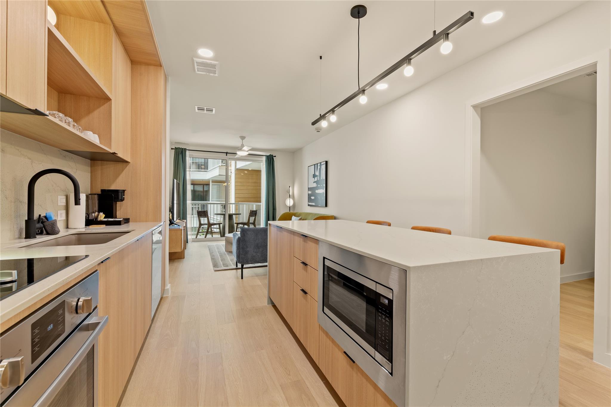 2323 S Lamar Blvd #202 photo 6