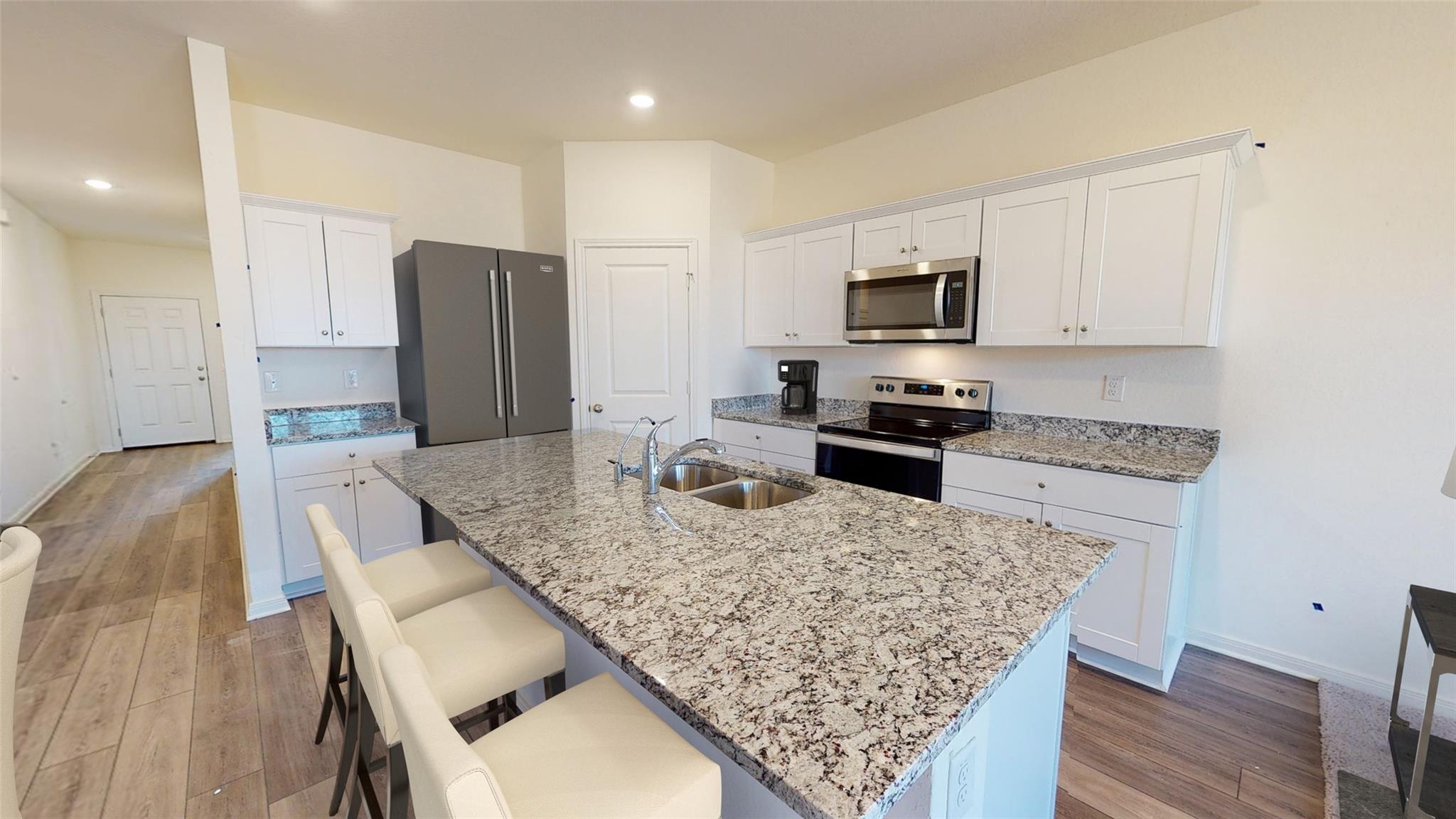 206 Sunlight Lake Blvd photo 5