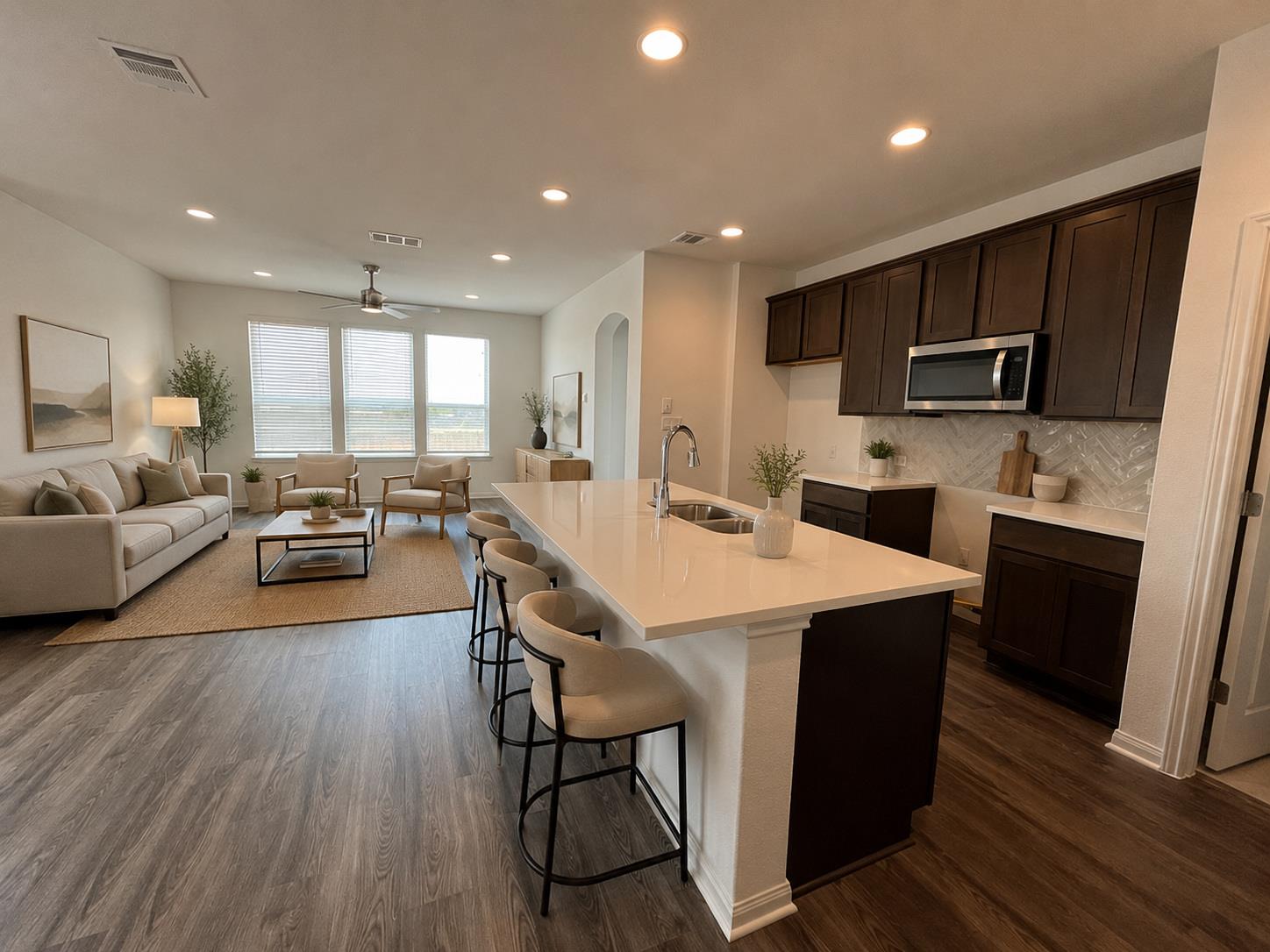 5314 Ovile St photo 5