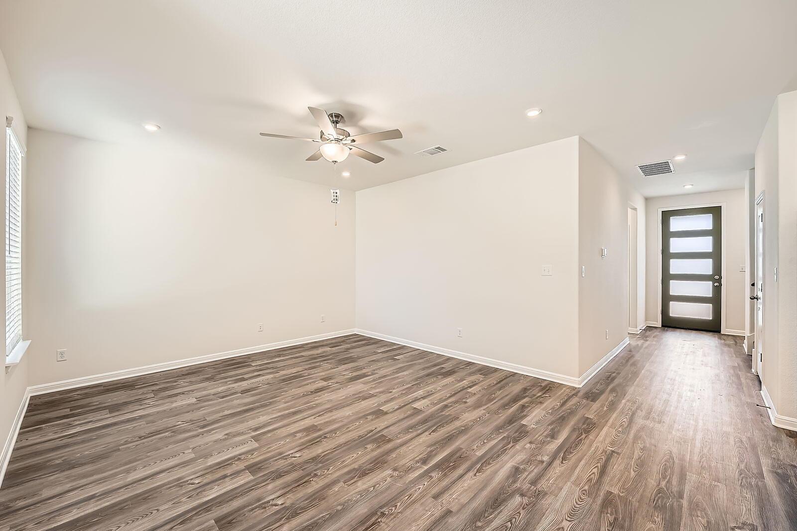200 Weaver Ln photo 8
