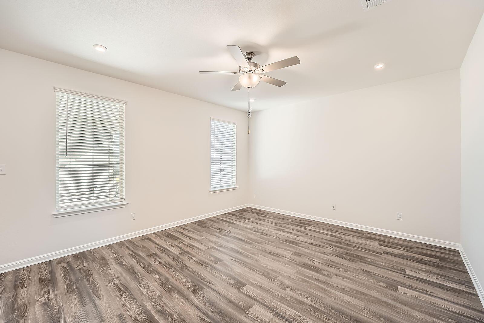 200 Weaver Ln photo 9