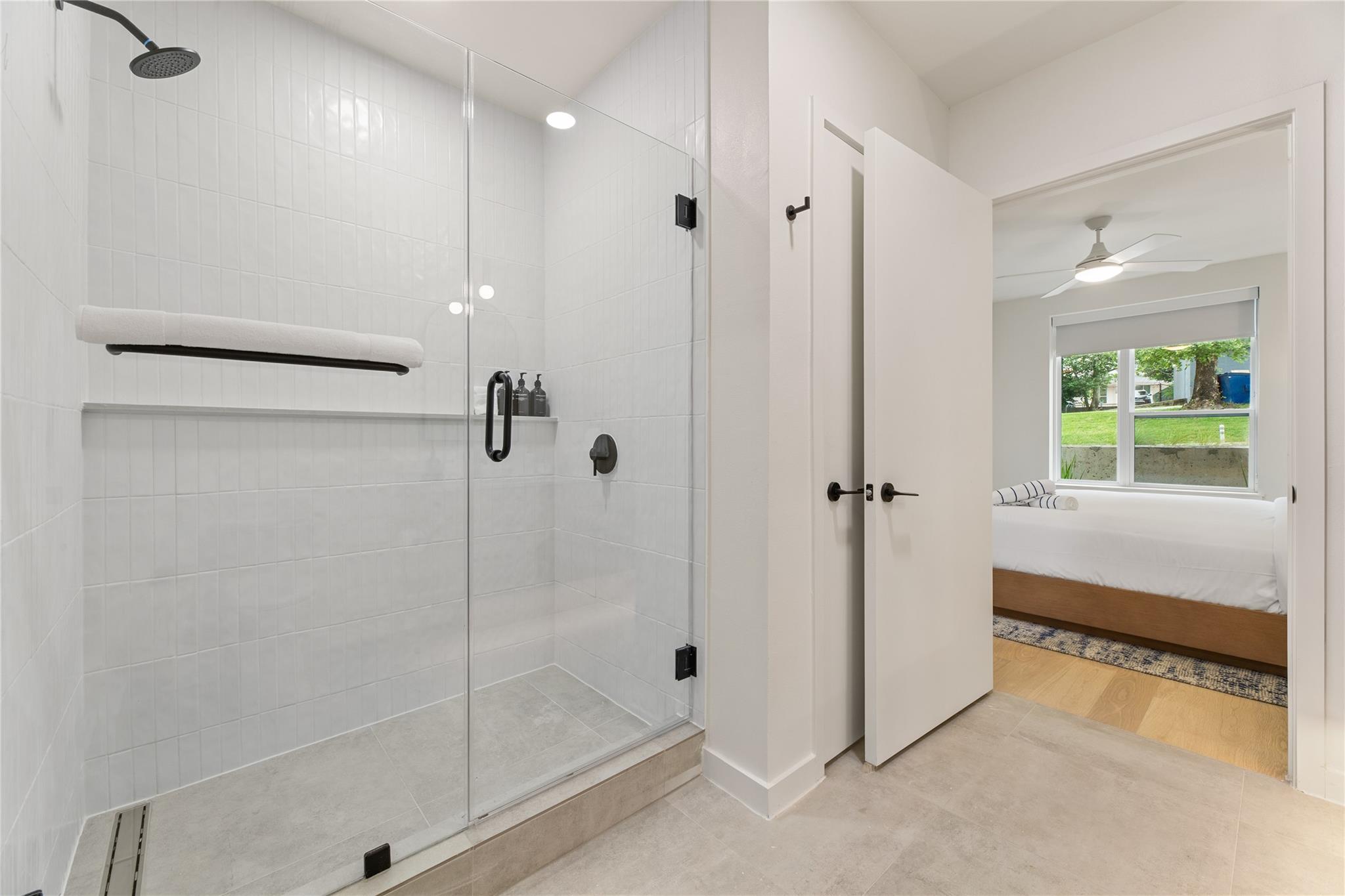 2323 S Lamar Blvd #128 photo 5