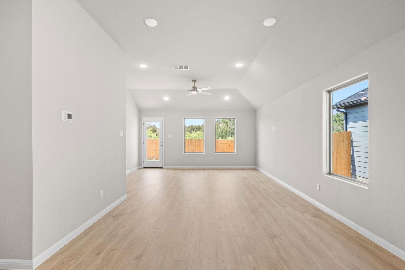 5701 Koshoa Dr photo 11