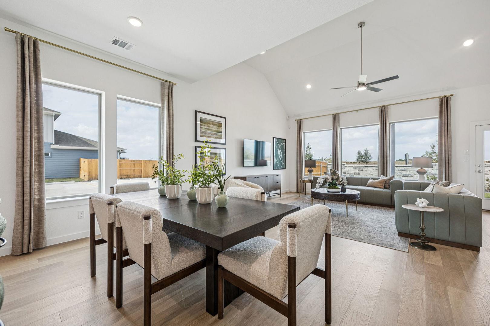 4725 Bridwell photo 10