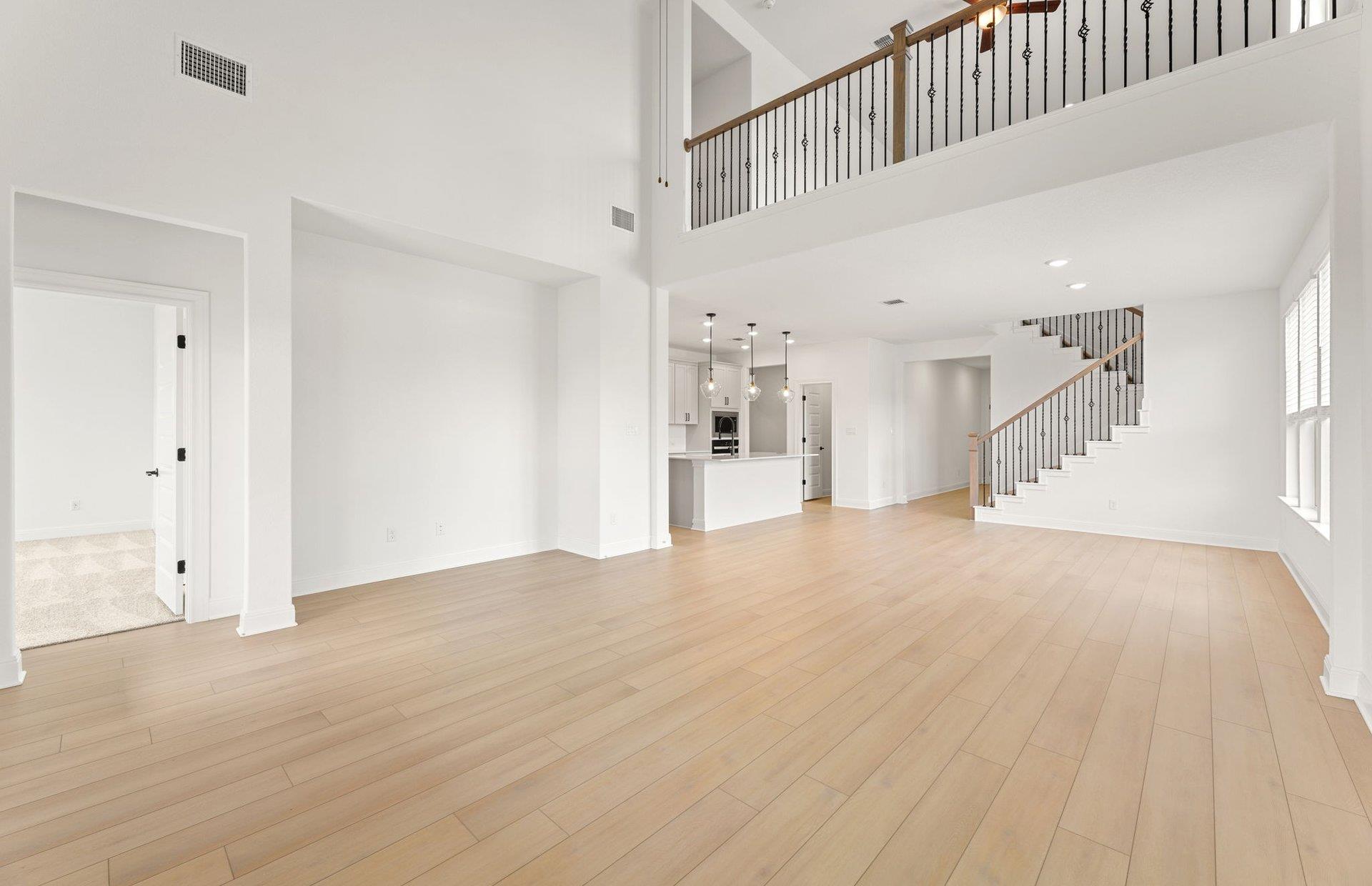 204 Amista Dr photo 11