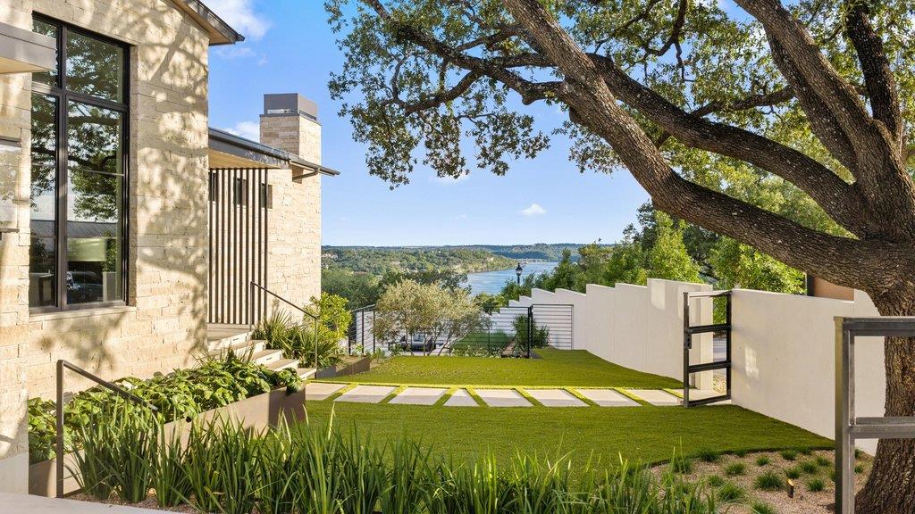 3501 Mount Bonnell Rd photo 5