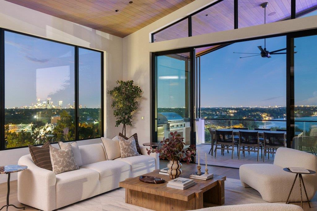 3501 Mount Bonnell Rd photo 8