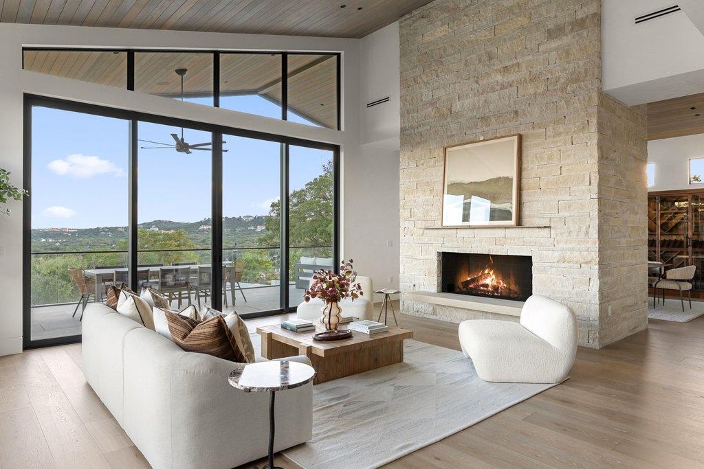 3501 Mount Bonnell Rd photo 10