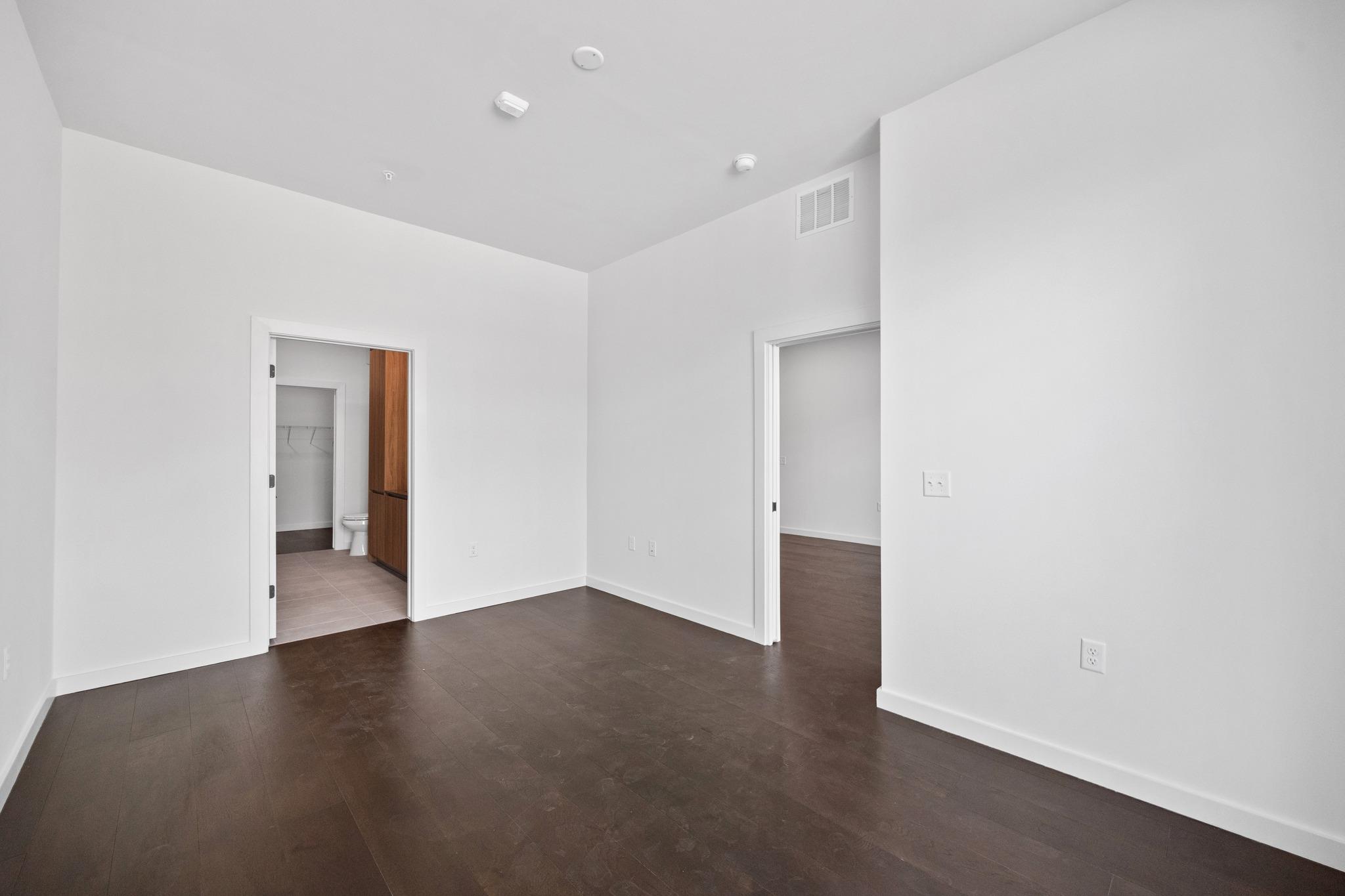2209 S 1st St #116 photo 10