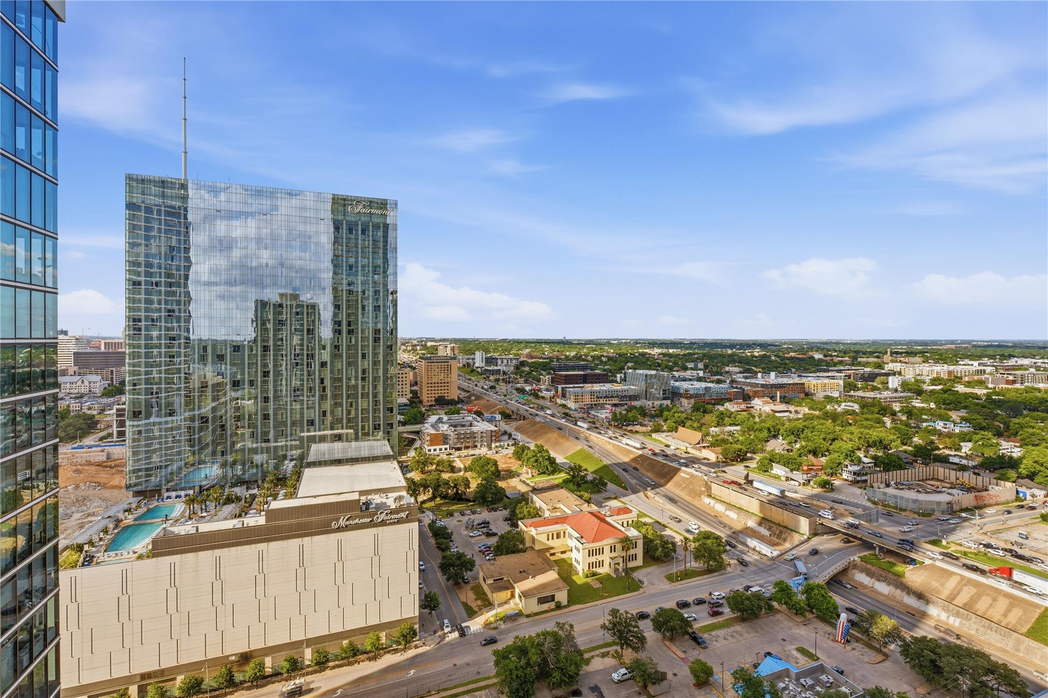 610 Davis St #2208 photo 8