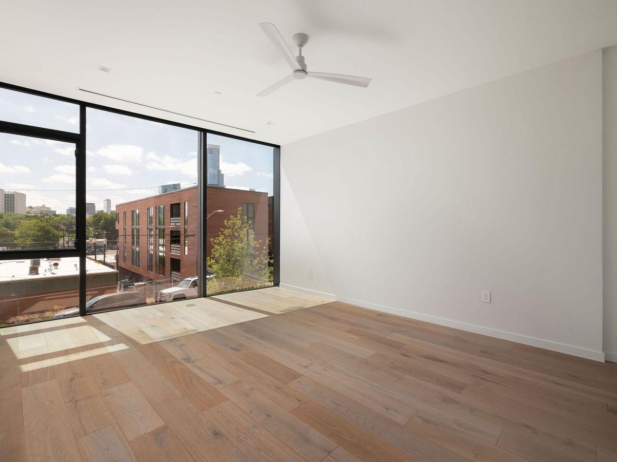 1006 Baylor St #202 photo 11