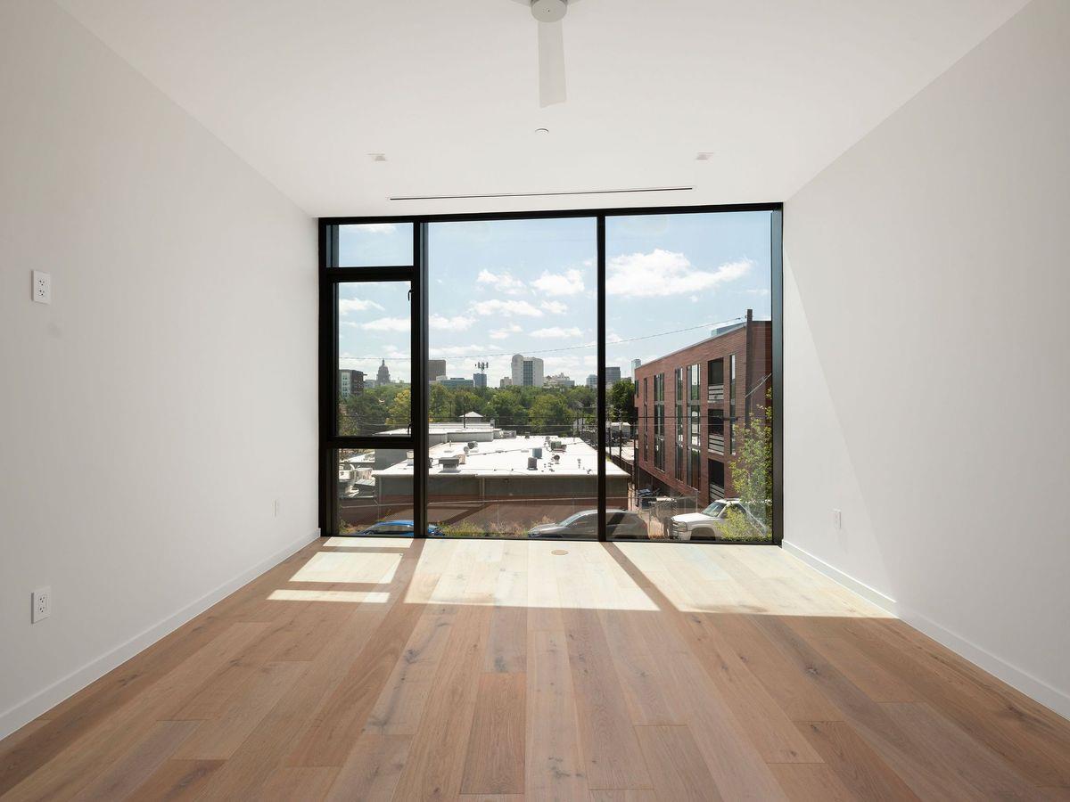 1006 Baylor St #202 photo 12