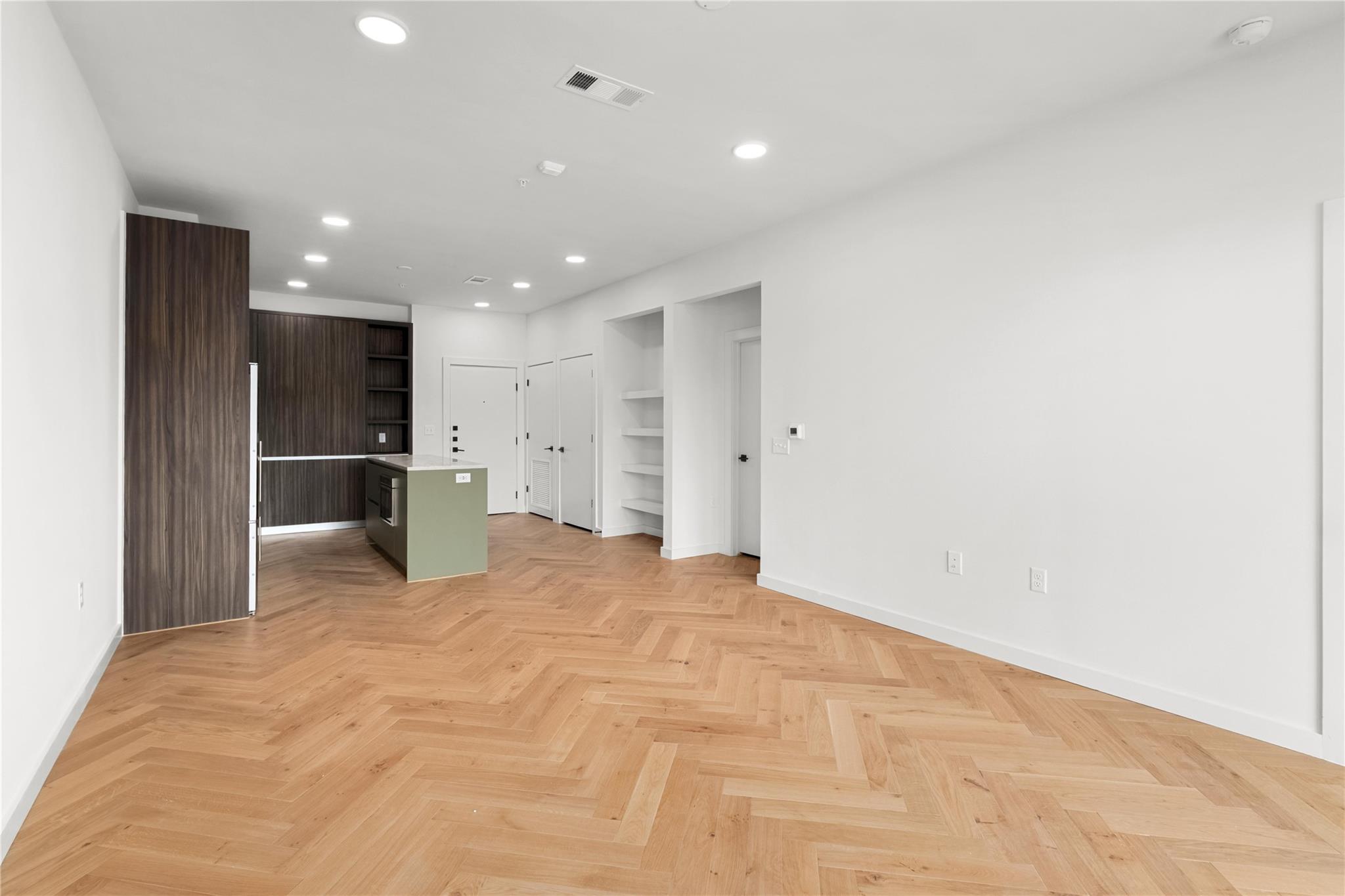 2209 S 1st St #311 photo 6