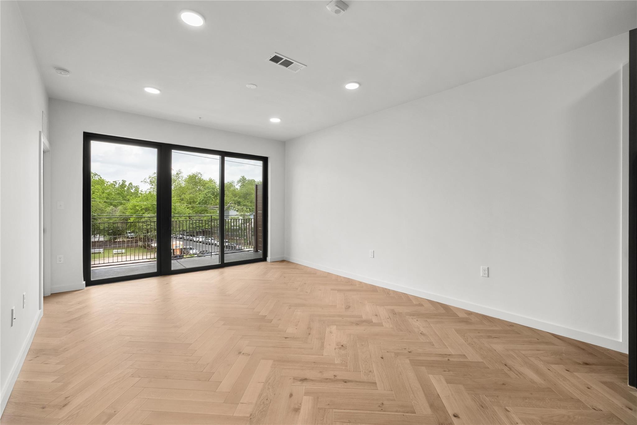 2209 S 1st St #311 photo 9