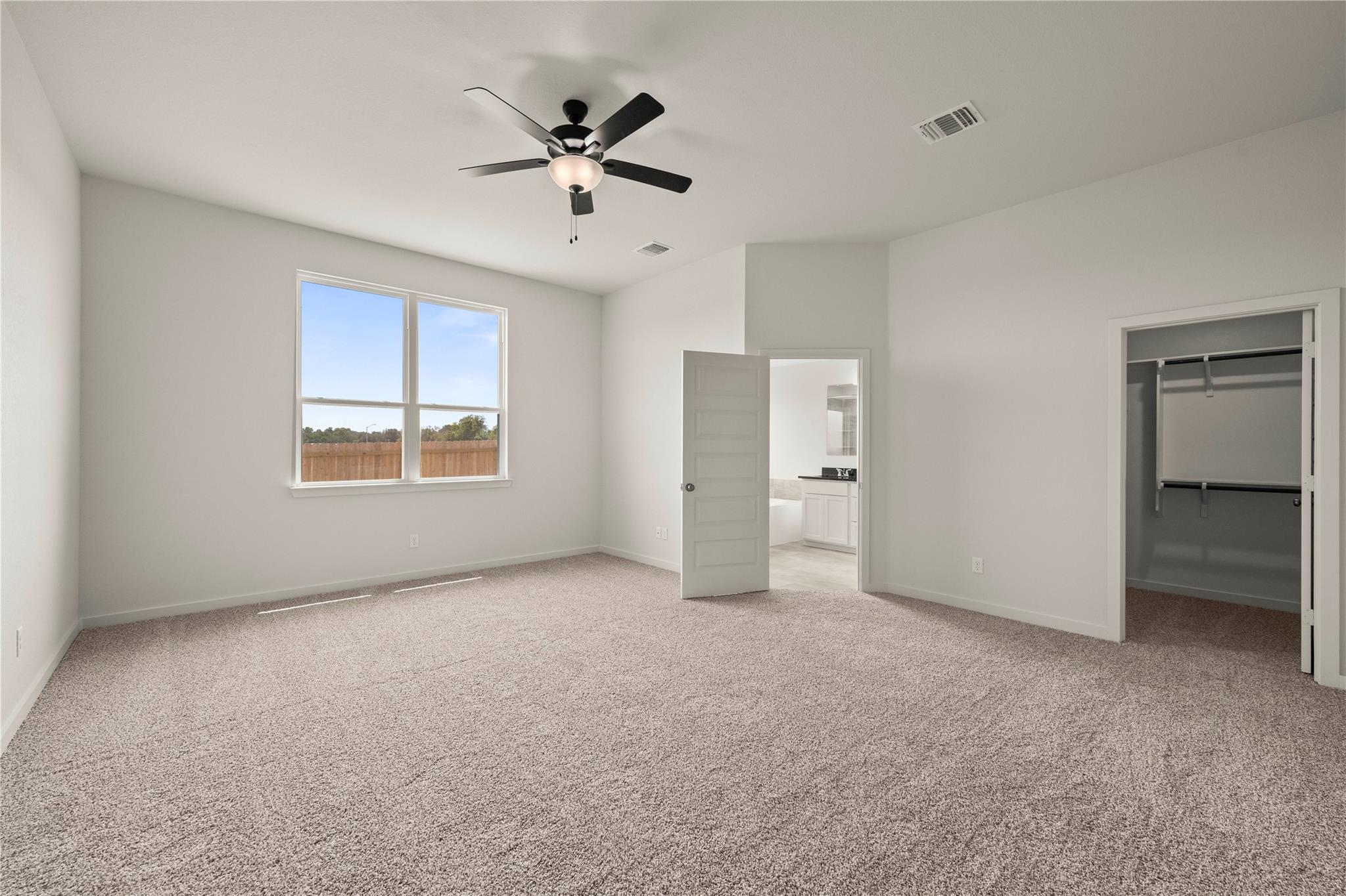 247 Gus Loop photo 10