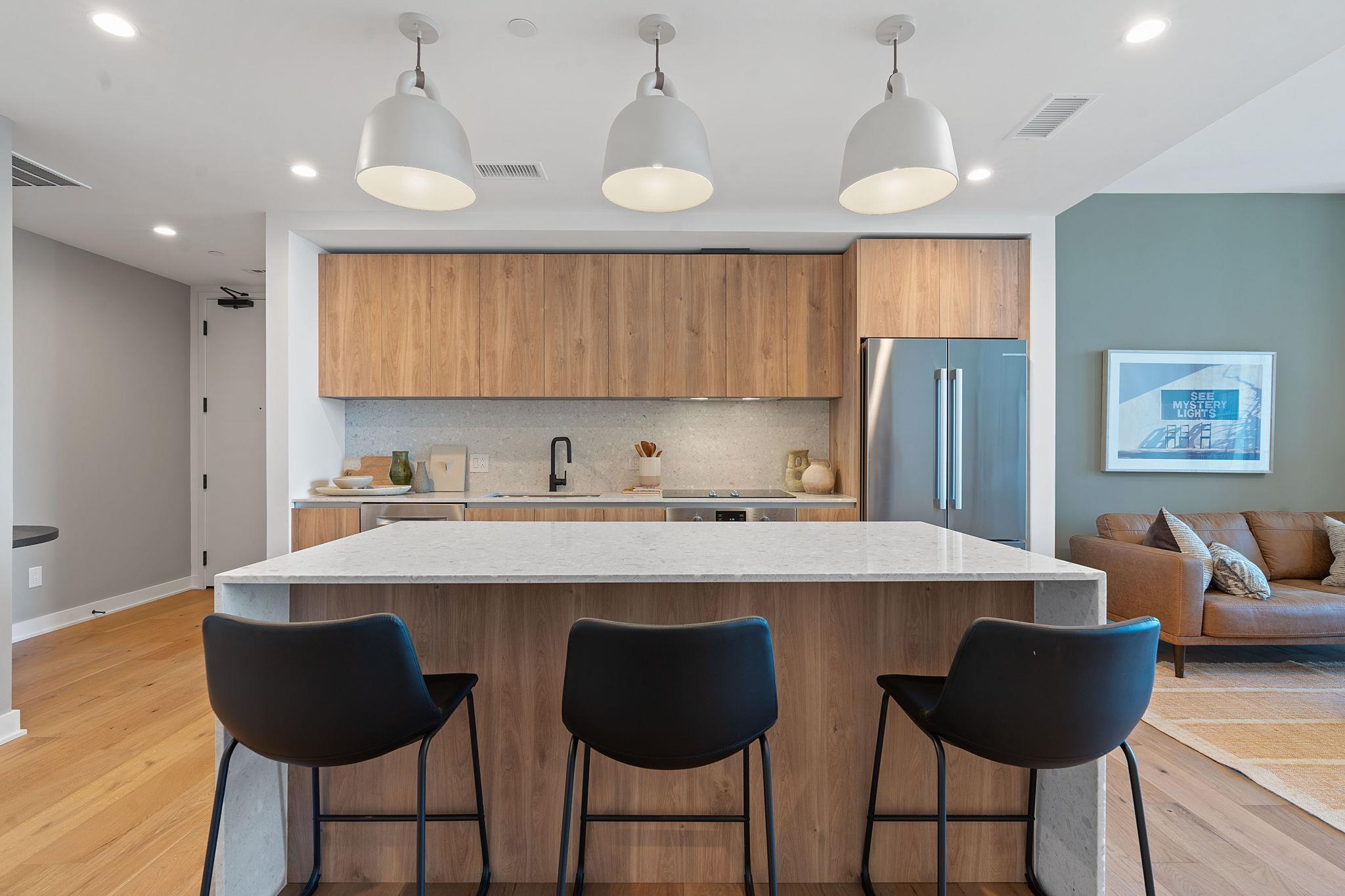 84 East Ave #1810 photo 3