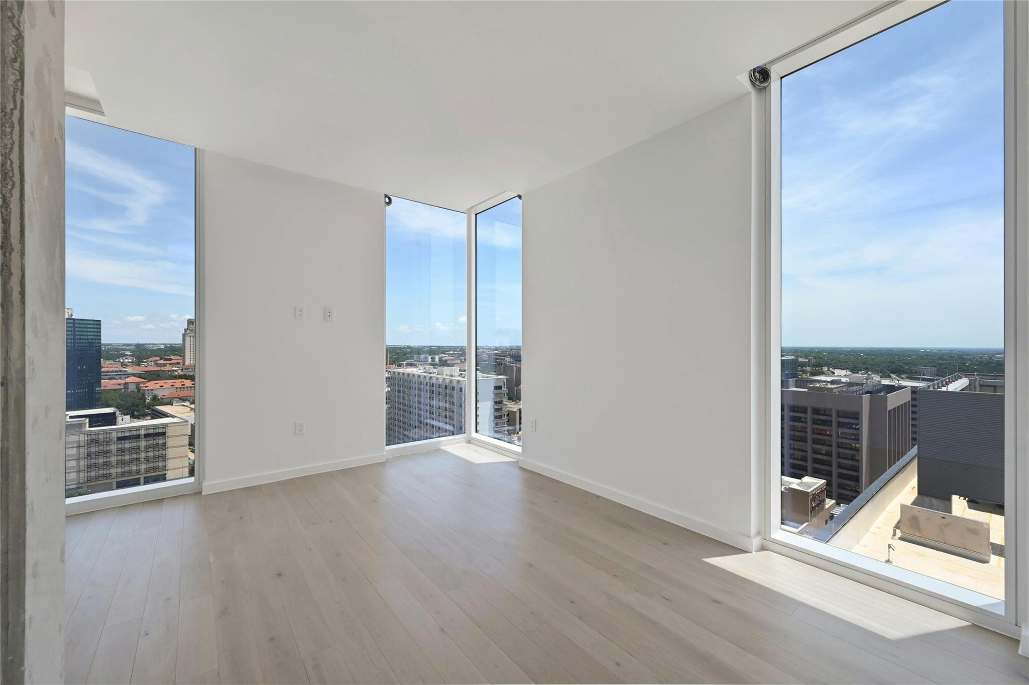 313 W 17th St #2501 photo 8