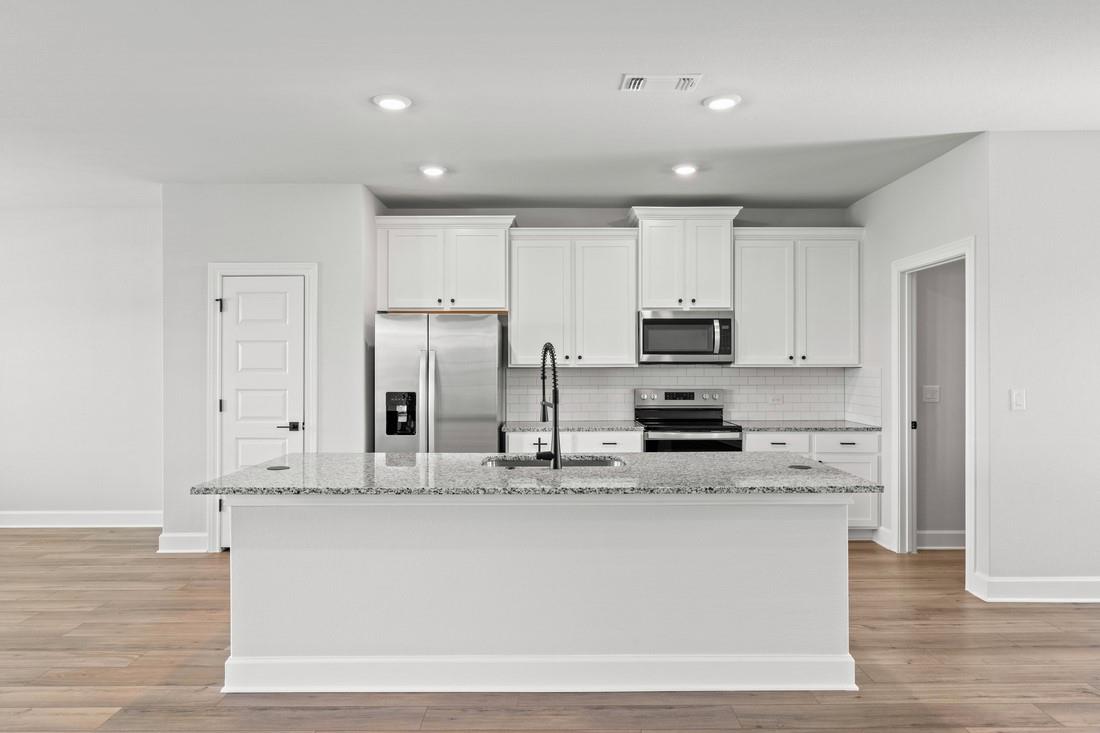 9312 Gladsome Path photo 4
