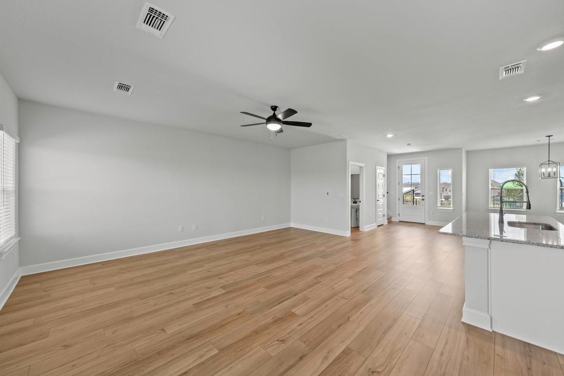 9312 Gladsome Path photo 7