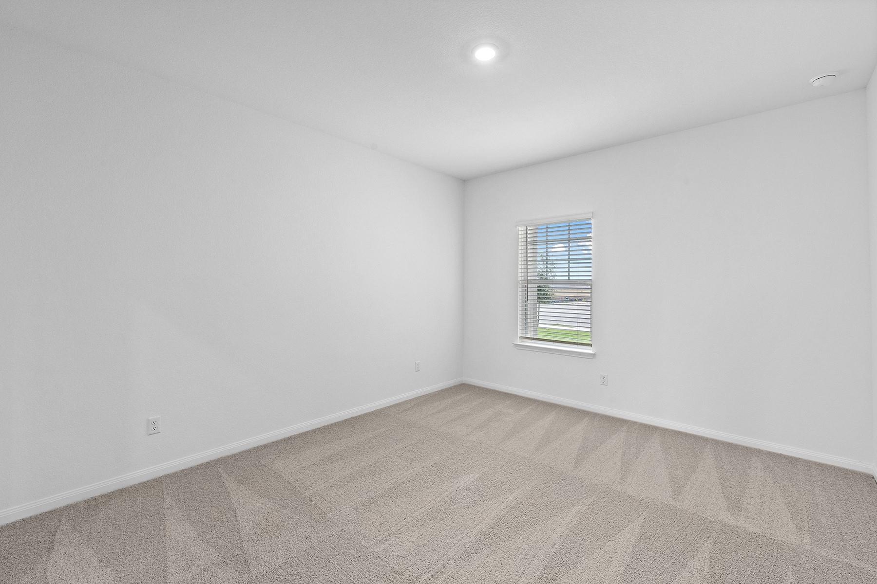 209 Paradise Canyon Dr photo 4
