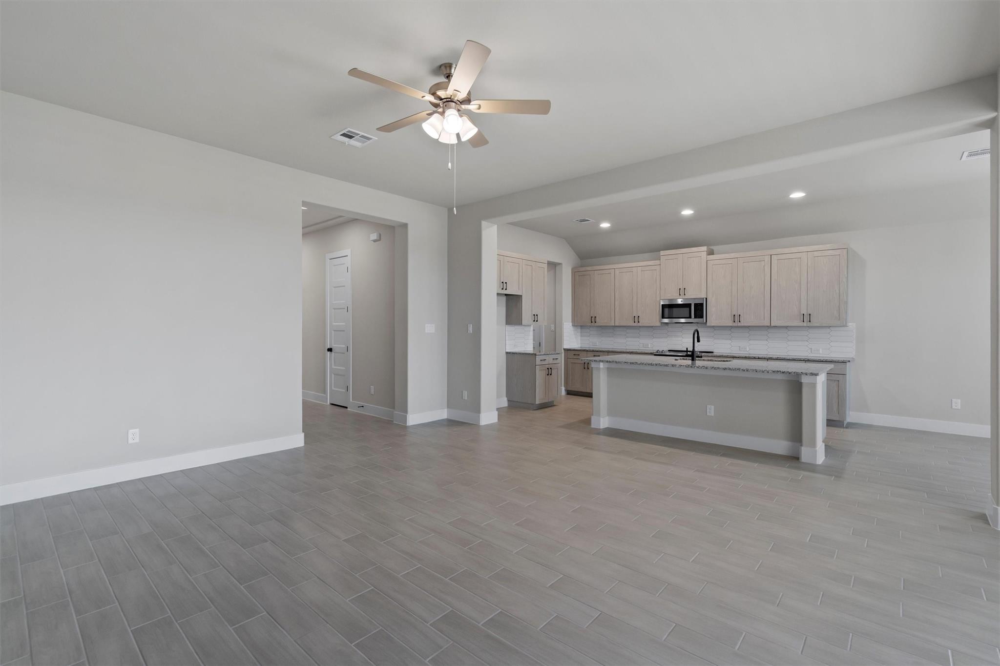 228 Scenic Hills Cir photo 5