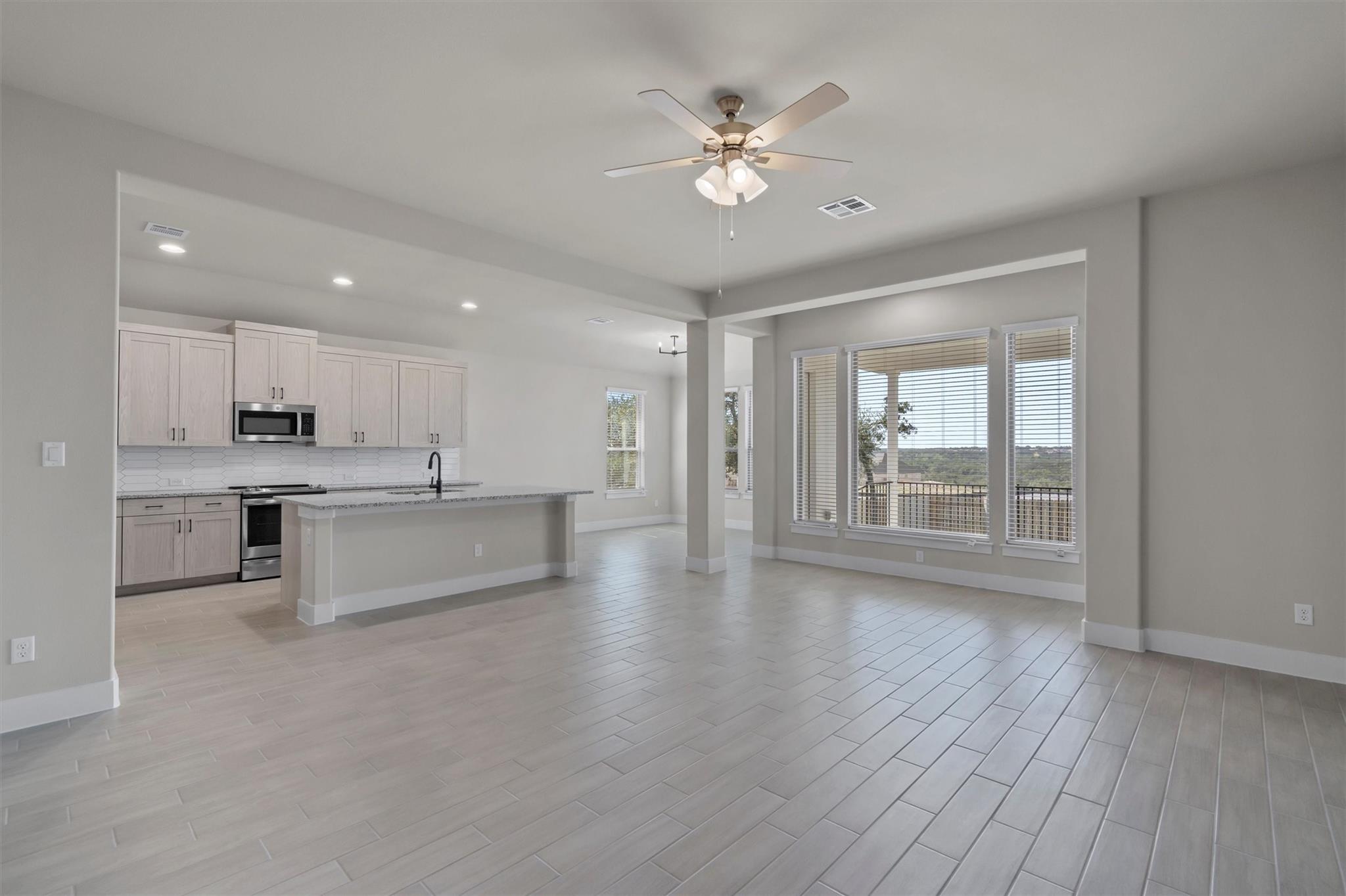 228 Scenic Hills Cir photo 6