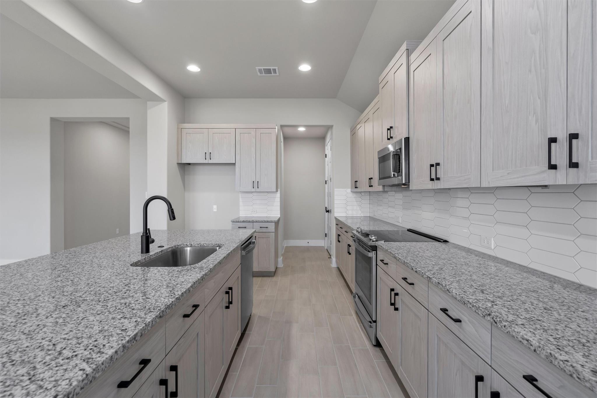228 Scenic Hills Cir photo 8