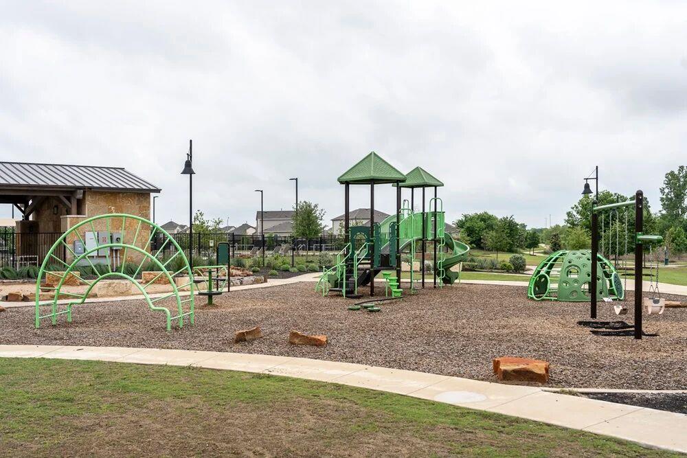 915 Emory Crossing Blvd photo 9