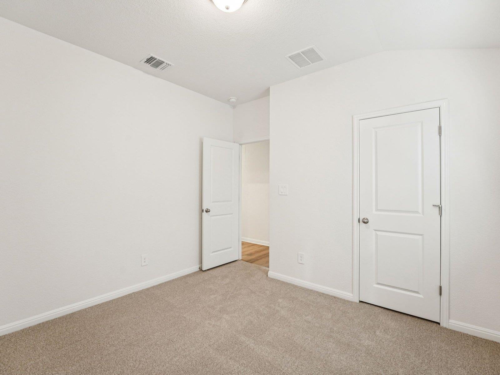 188 Leland Ave photo 8