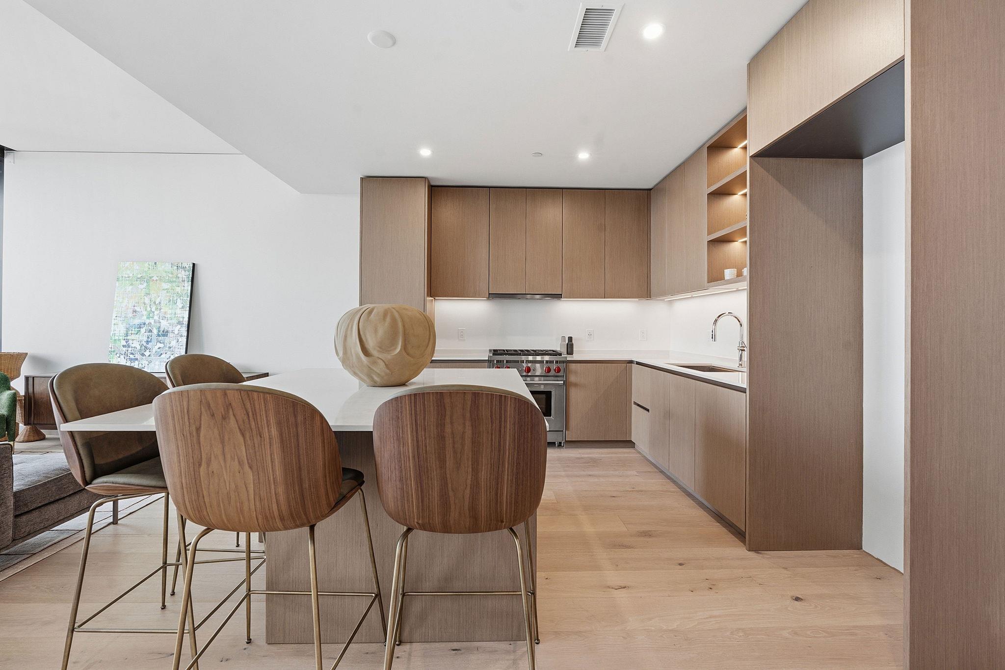 610 Davis St #4102 photo 11