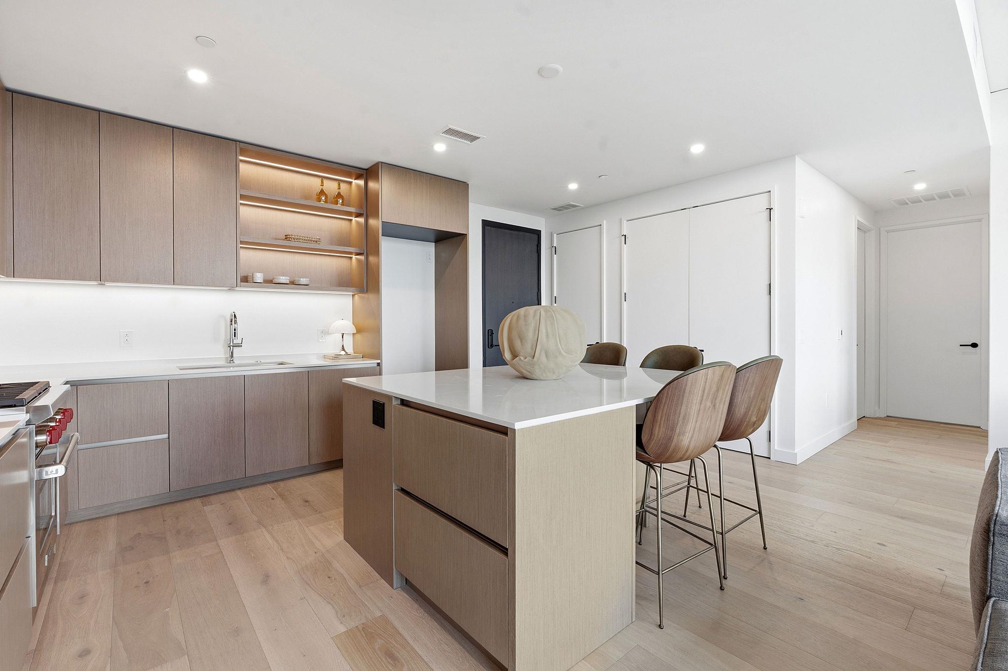 610 Davis St #4102 photo 8