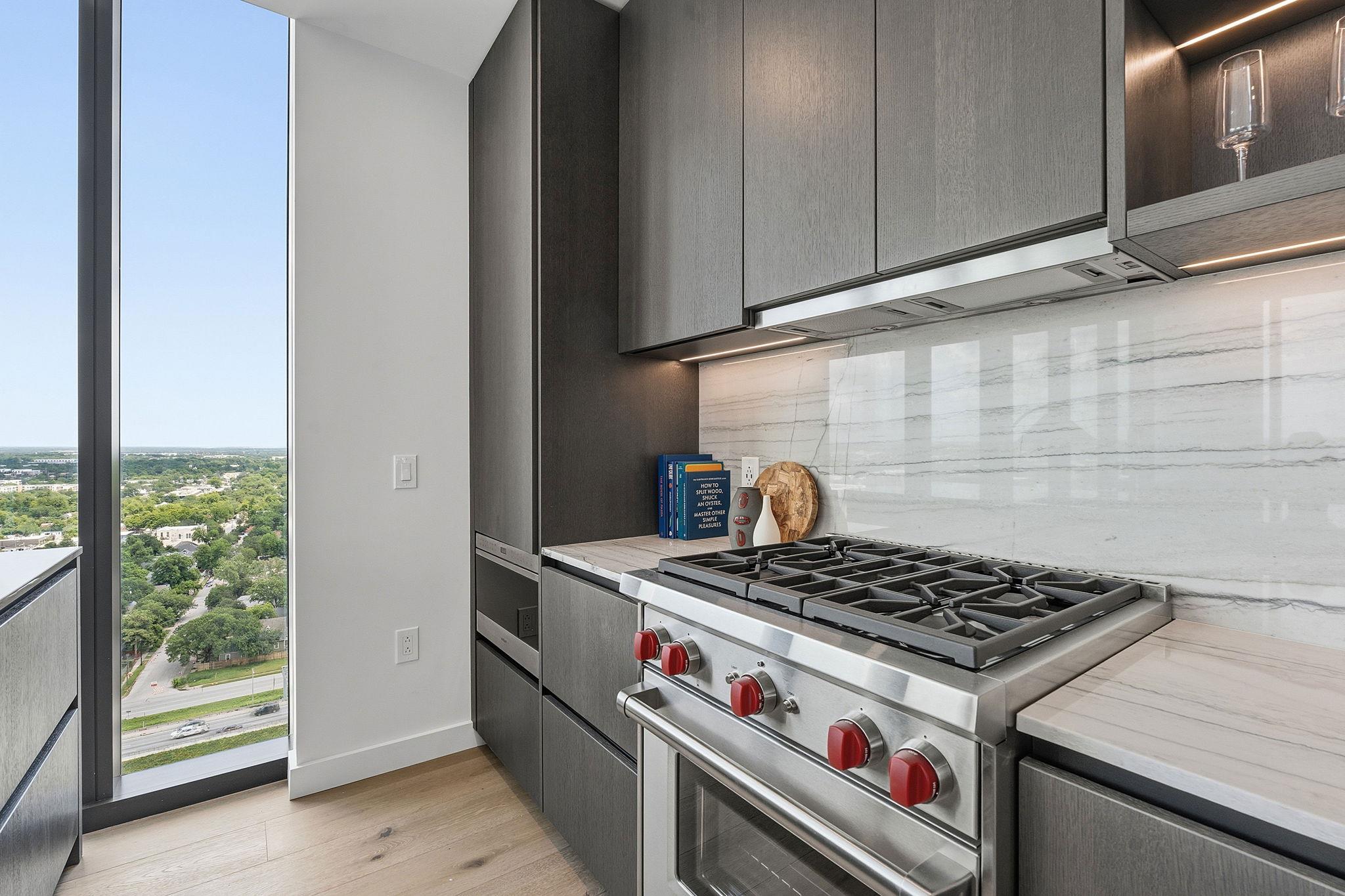 610 Davis St #2312 photo 11