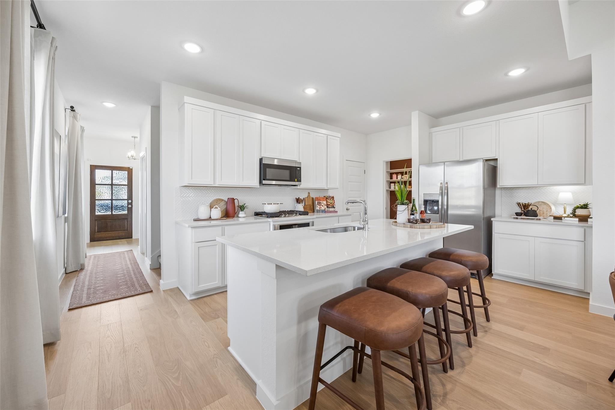 10912 True Valor Dr photo 4