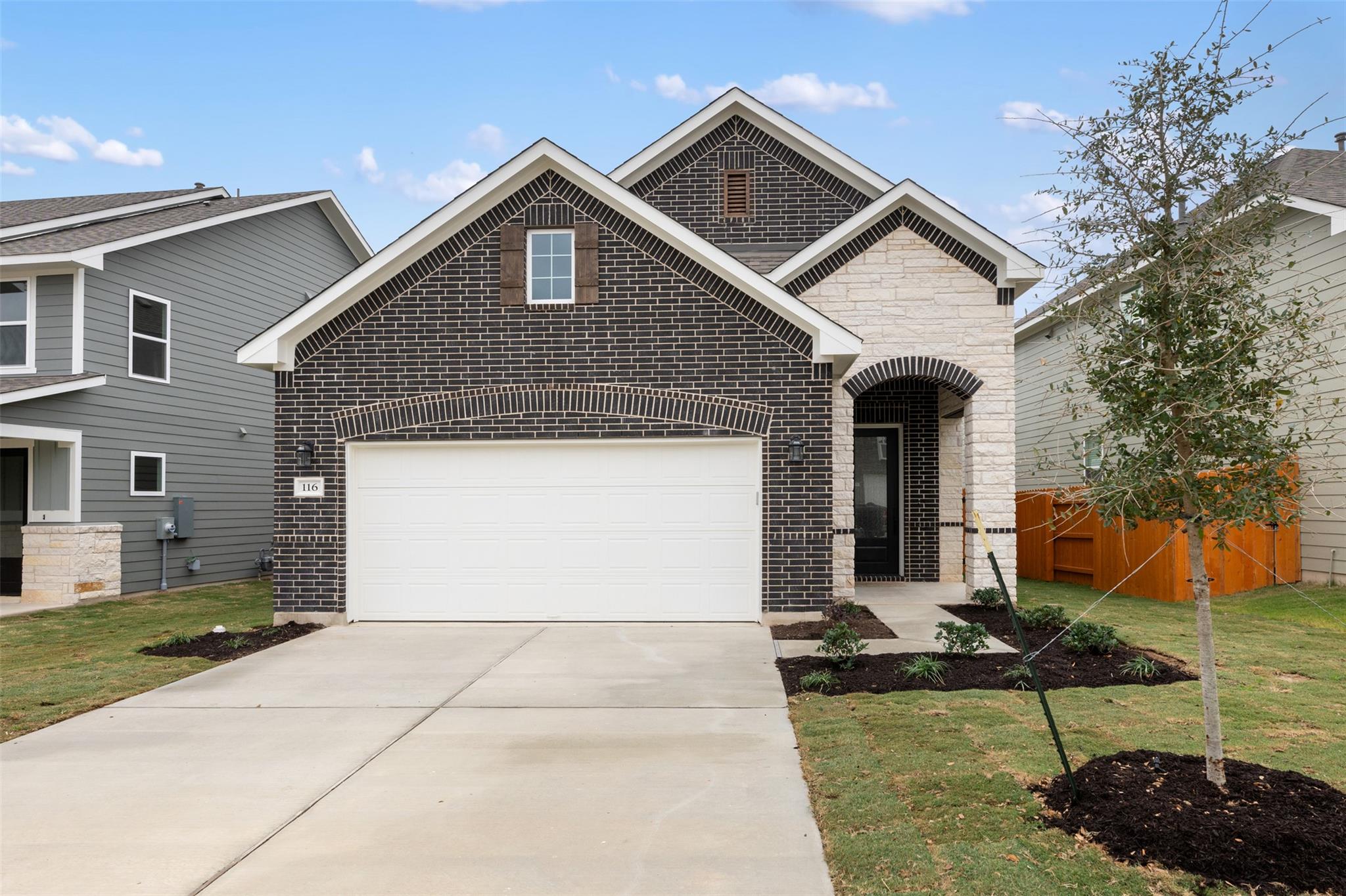 213 Clover Bnd