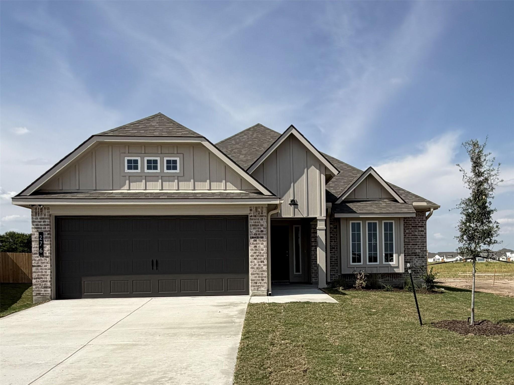 276 Gus Loop