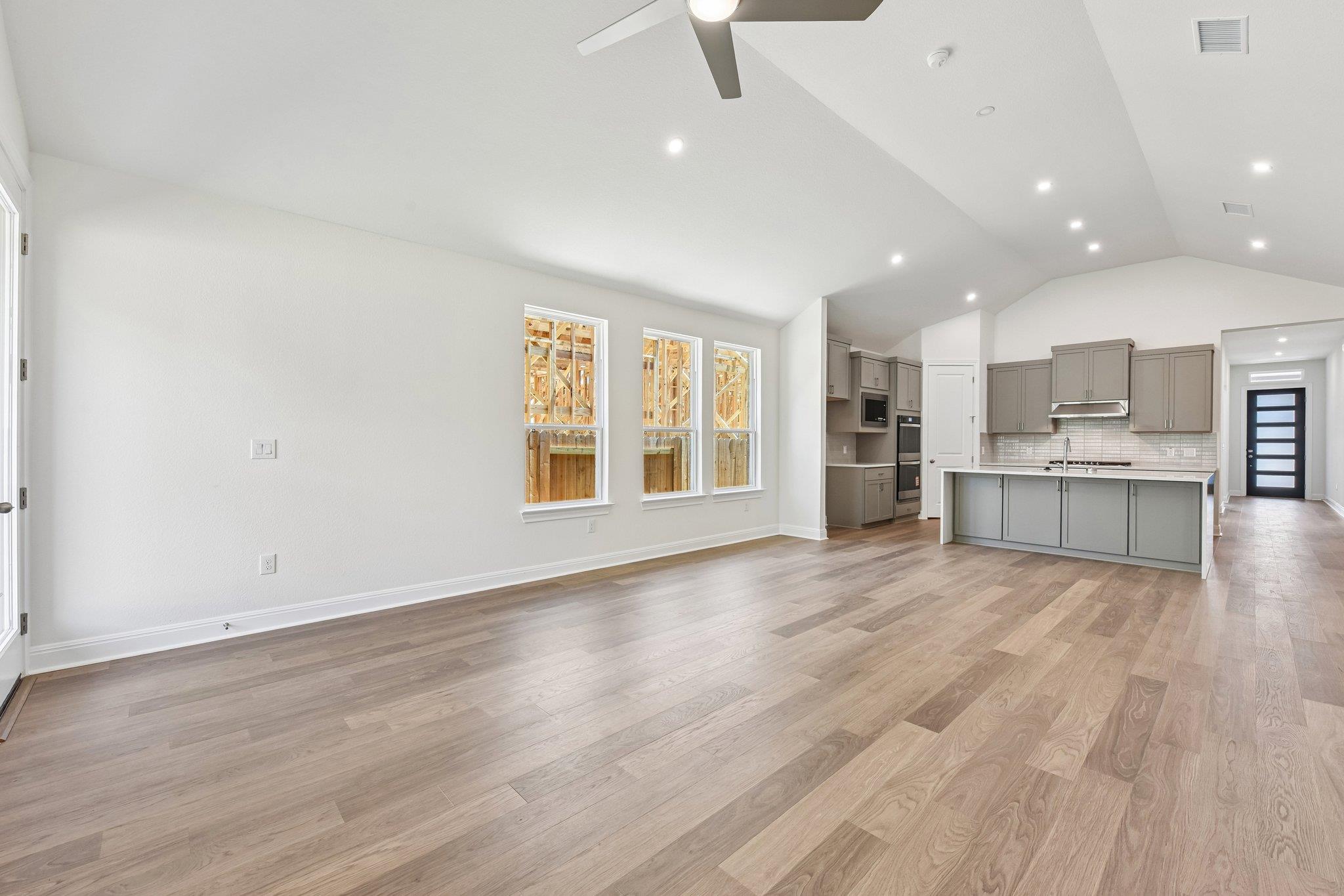 173 Comfort Dr photo 12