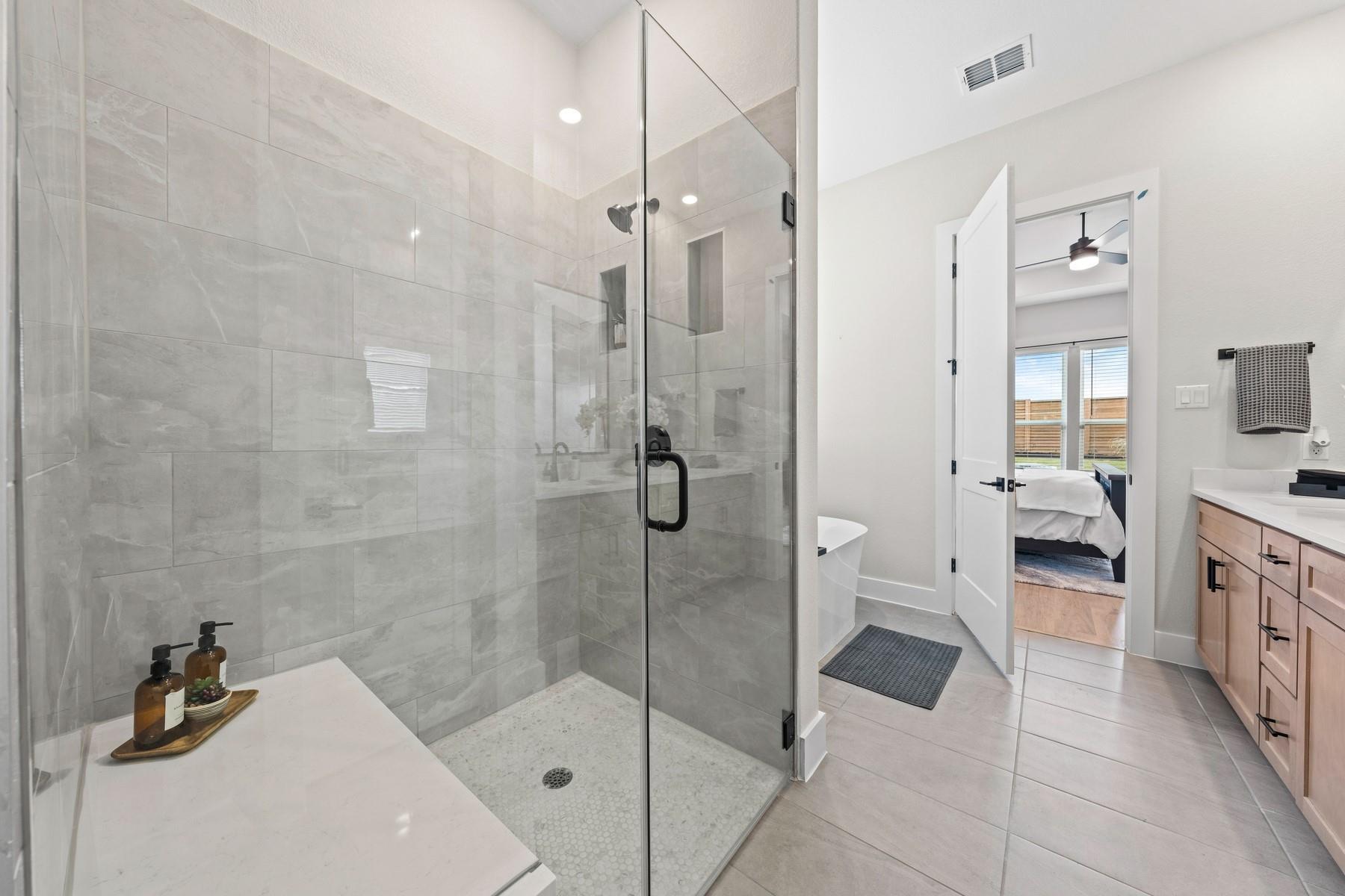 313 E Luna Blue Ln photo 9